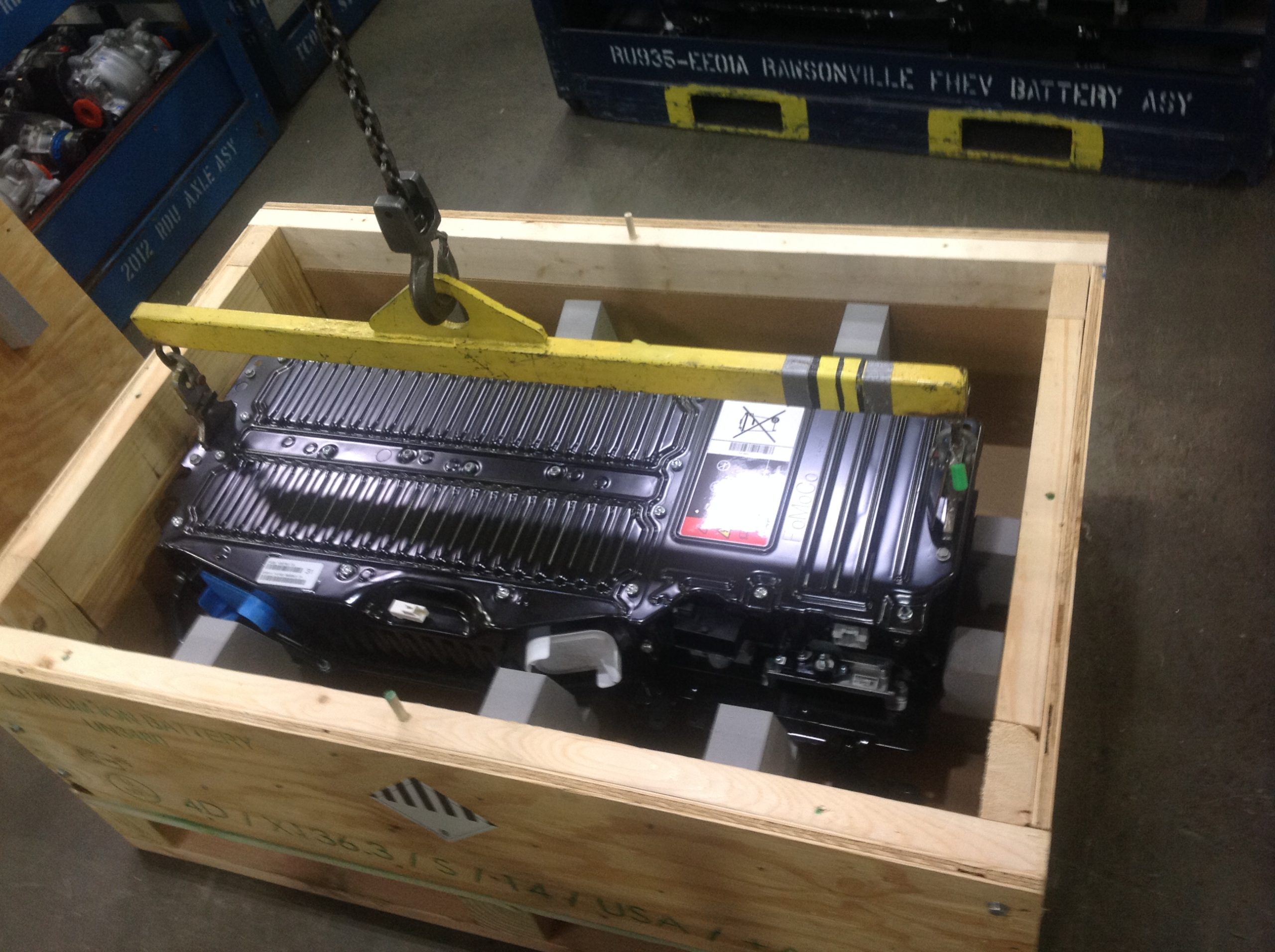 crate-scaled Divider Trays for Automotive